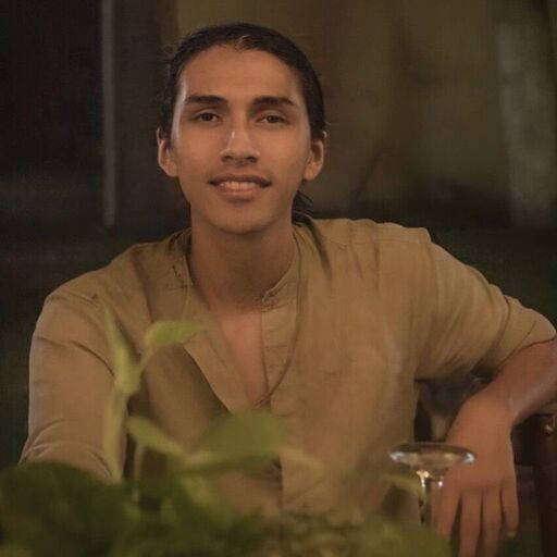 Angel Flores